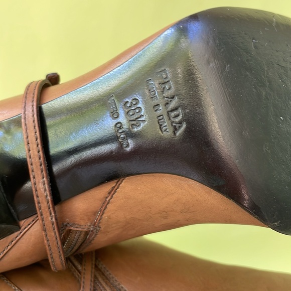 Vintage tan/silver Prada distressed leather booties - Picture 15 of 16